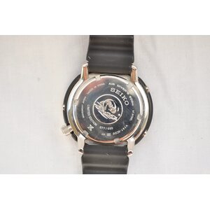 Seiko V147-0CD0 Seiko Prospex Divers 200M Solar