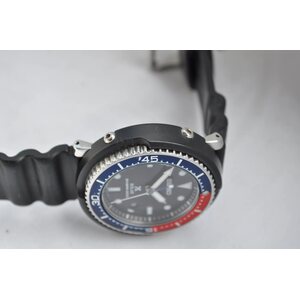Seiko V147-0CD0 Seiko Prospex Divers 200M Solar