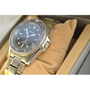 Seiko V147-0CS0 Seiko Prospex Divers 200M Solar