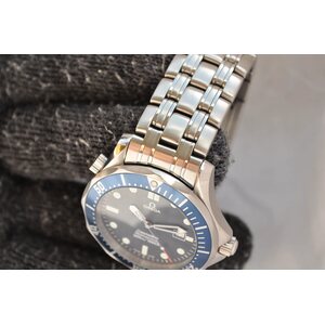 Omega 2541.80.00 Seamaster Professional 300m Golden Eye (007)